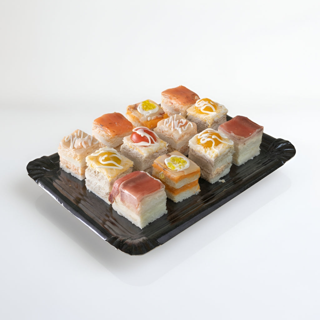 Canapés de pan inglés