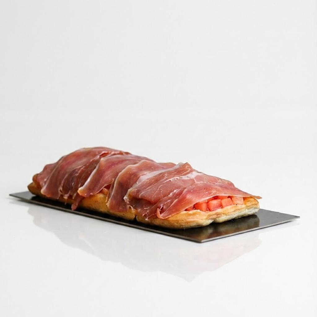 Coca de jamón ibérico